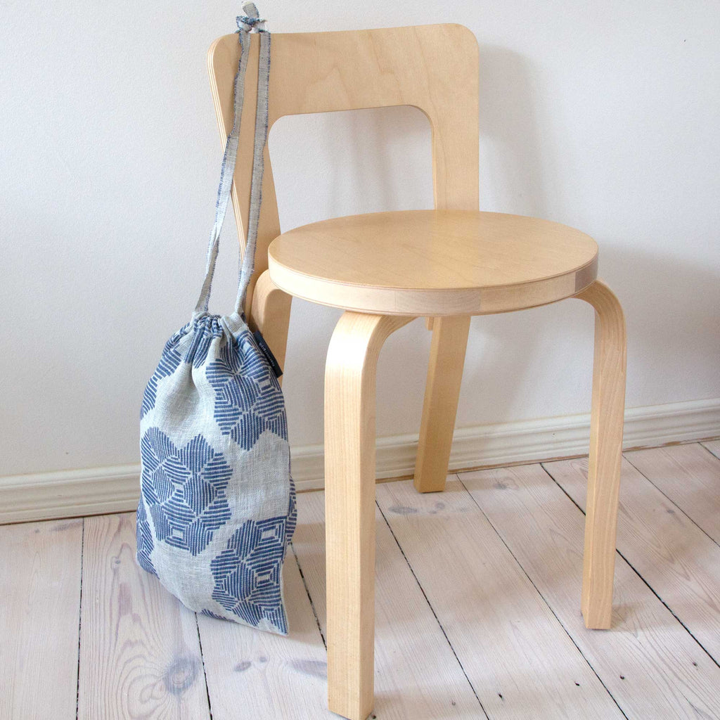 Snørrepose, ørkenrose, hængende på stol, RosenbergCph