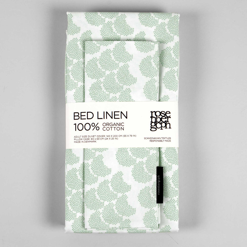 Sengetøj, økologisk bomuld, Obi aloe grøn mønster, foldet med banderole, RosenbergCph