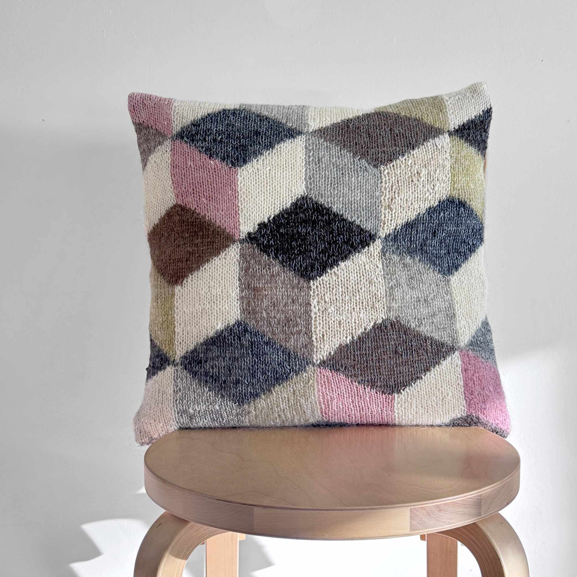 Håndstrikket unika-pudebetræk - 45 x 45 cm - rose