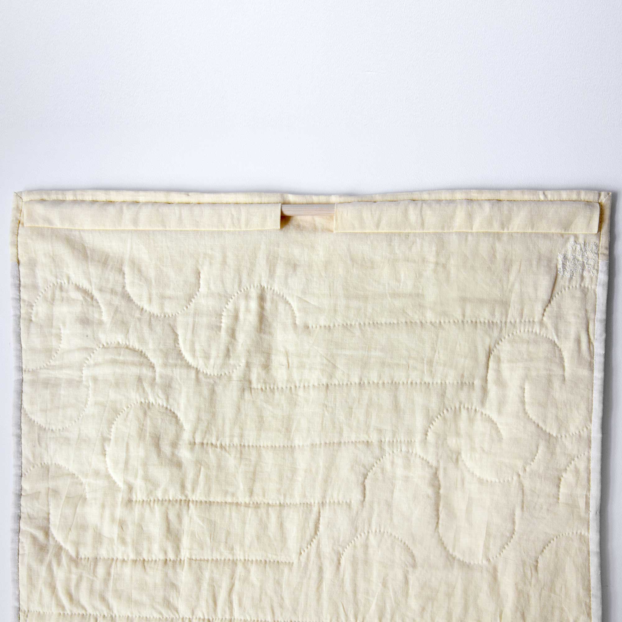 Vægtæppe, quiltet patchwork, Hana terracotta og lysegul, unika, bagside, RosenbergCph