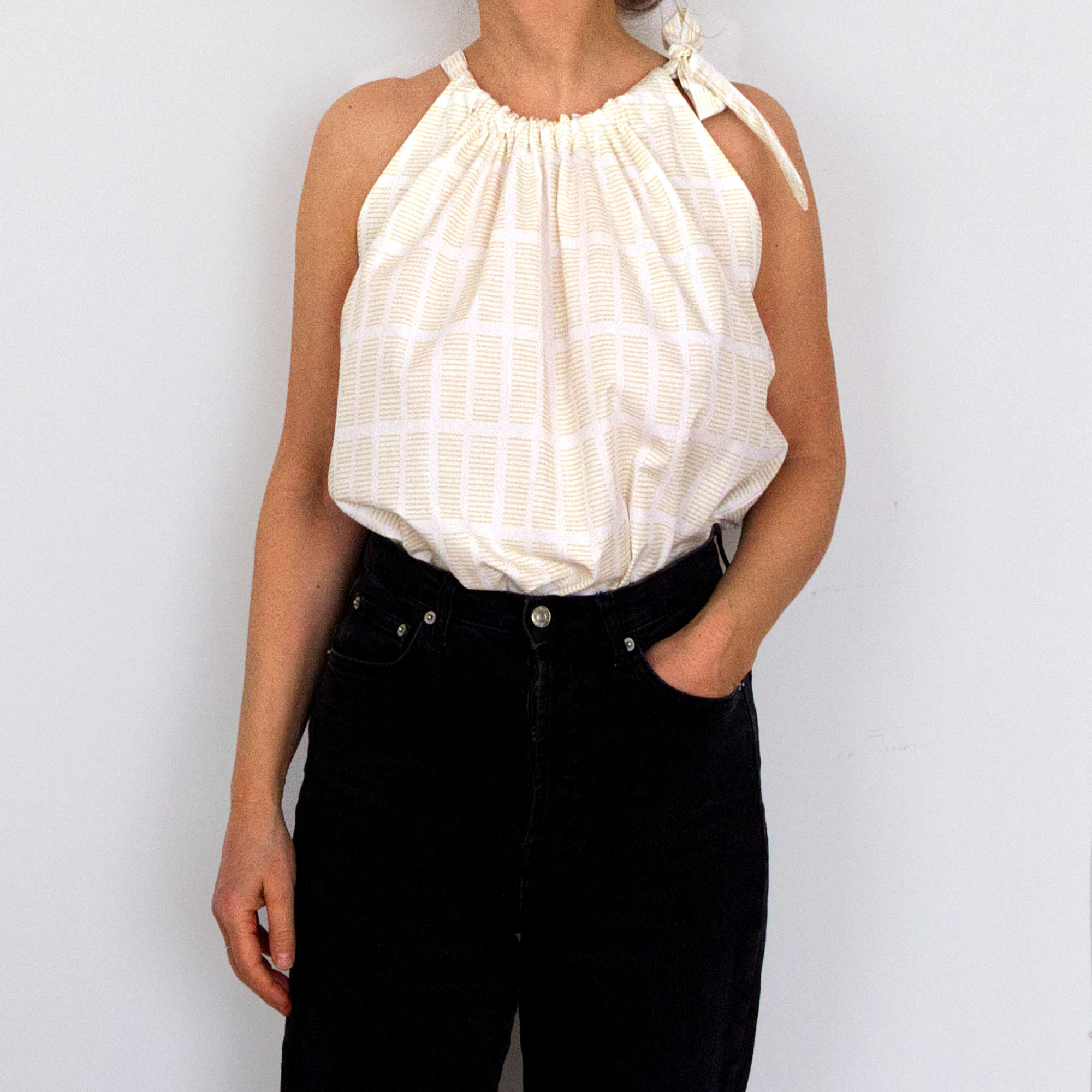 Leh top, Tile mellow yellow