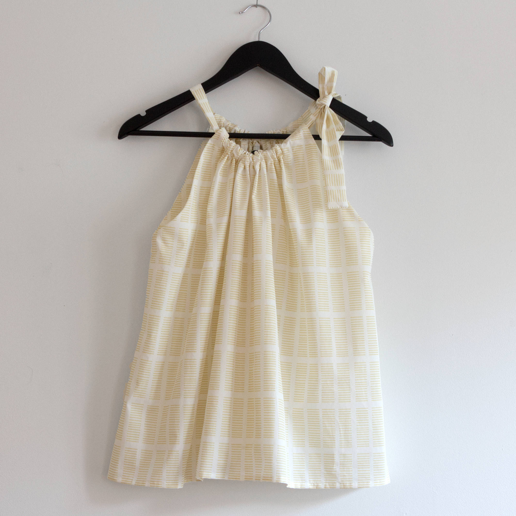 Leh top i Tile Mellow Yellow, på bøjle, RosenbergCph.