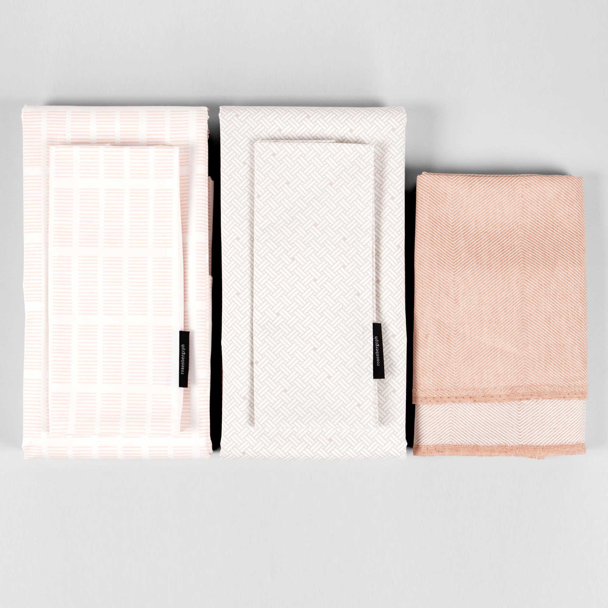 Tile and Weave bed linen, Coral bath towel
