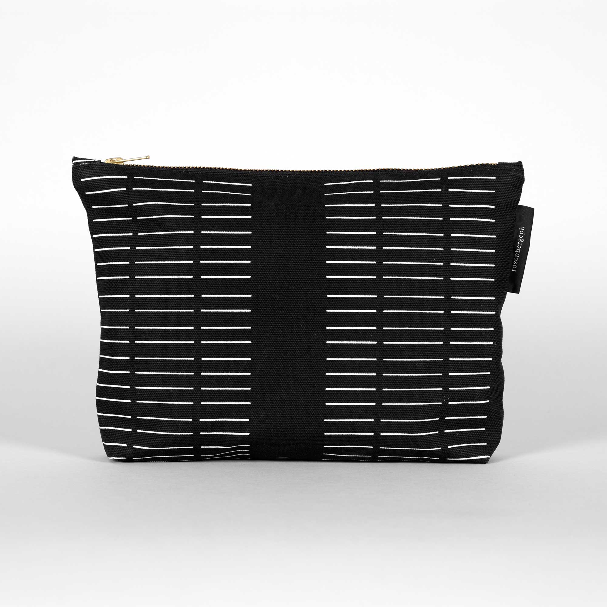 Ctrl purse, Dash black. Design by Anne Rosenberg, RosenbergCph