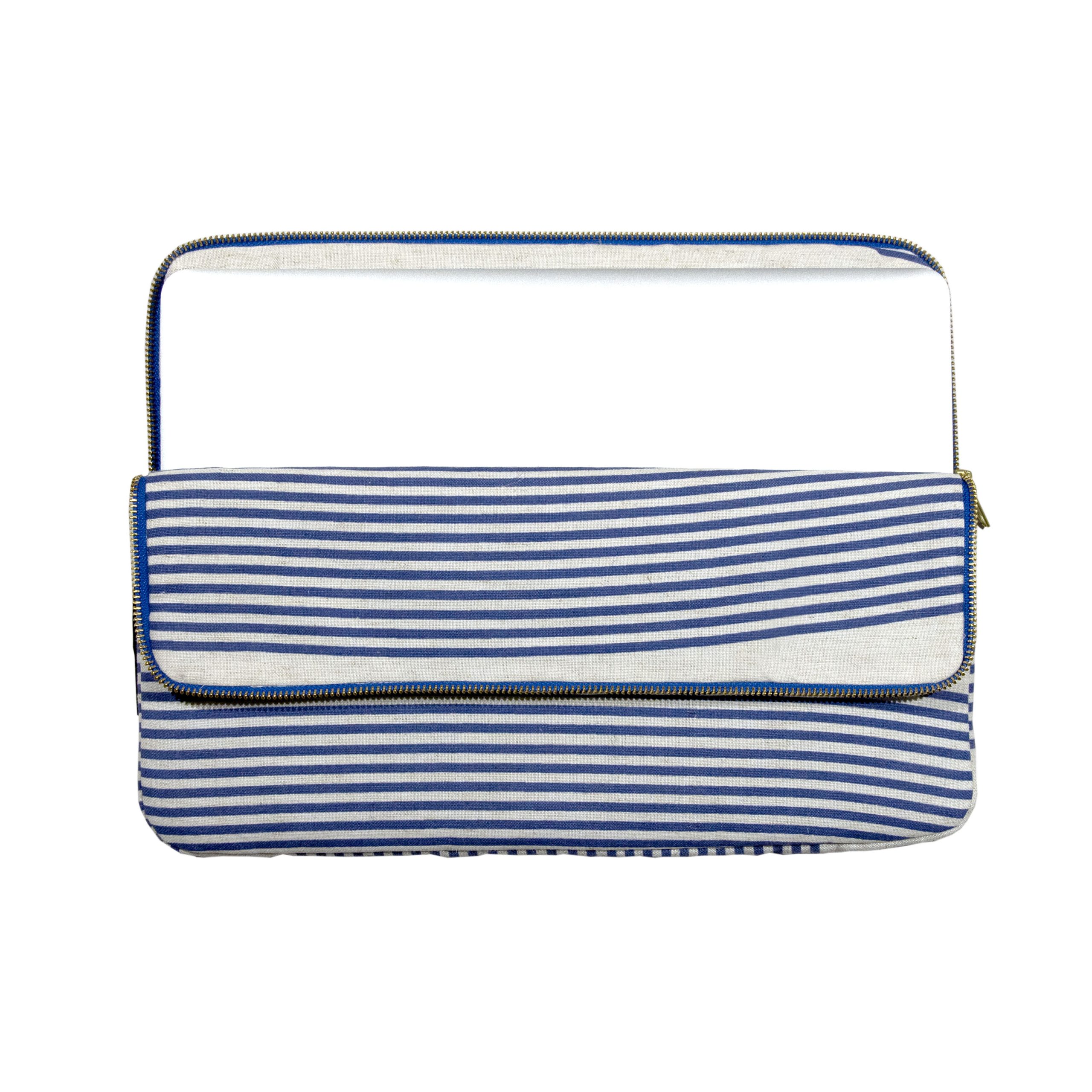 Escape laptop sleeve, River blue, design by Anne Rosenberg, RosenbergCph