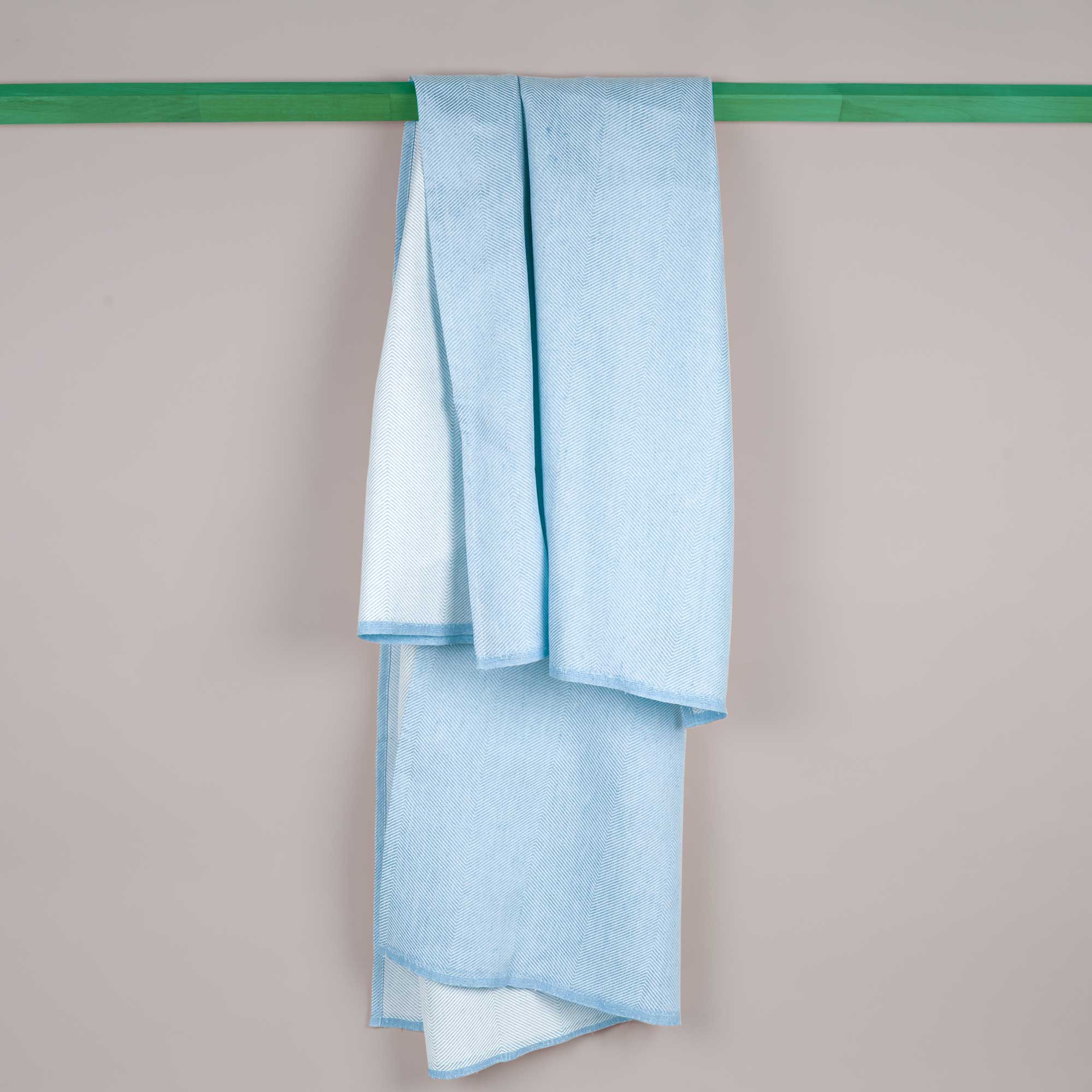 Badehåndklæde, himmelblå, hør/bomuld, design af Anne Rosenberg, RosenbergCph